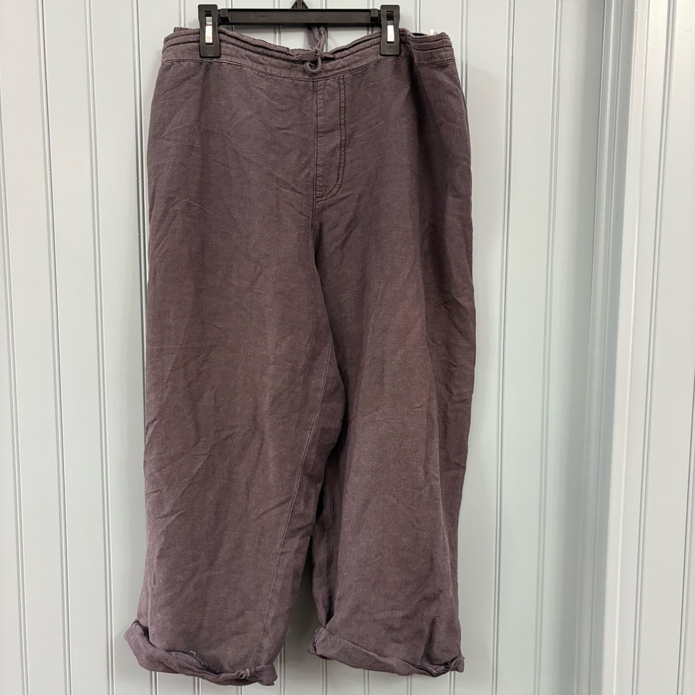 Maurices Linen Blend Gray Capri Pants Size 22
